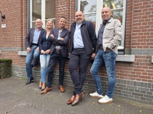 Overname Uitgeverij de Bode en Quaeris Media door Em. de Jong